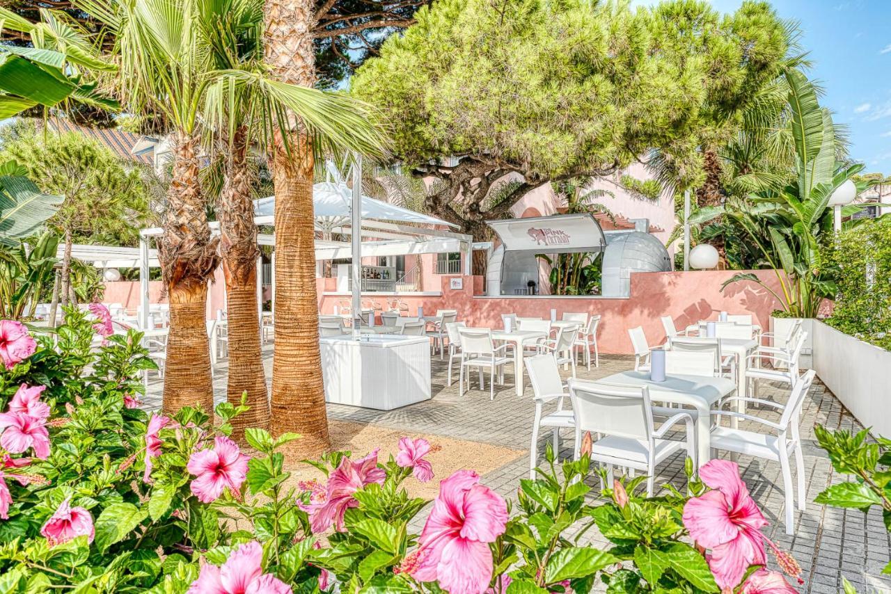 The Pink Elephant Hotel S'Agaro Bagian luar foto